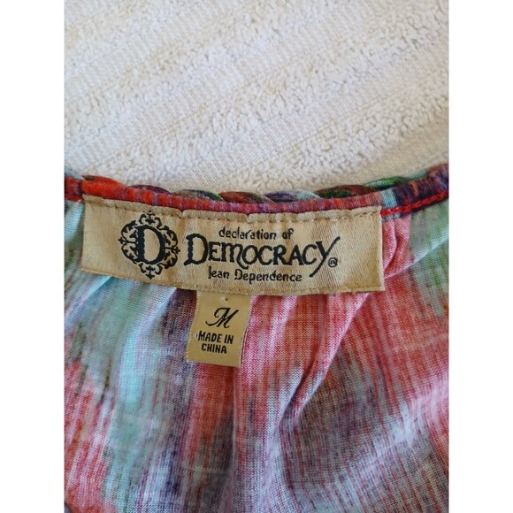 Democracy Top Womens Red Multicolor Dolman Sleeve Size Medium‎ Casual - Picture 14 of 15